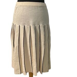 Vintage Wool Blend Steve Fabrikant Women's Cream/Black Pleated knitted‎ Skirt,